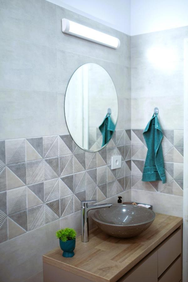 'Just Like Home' Apartment - With Private Parking Place Galaţi Exterior foto